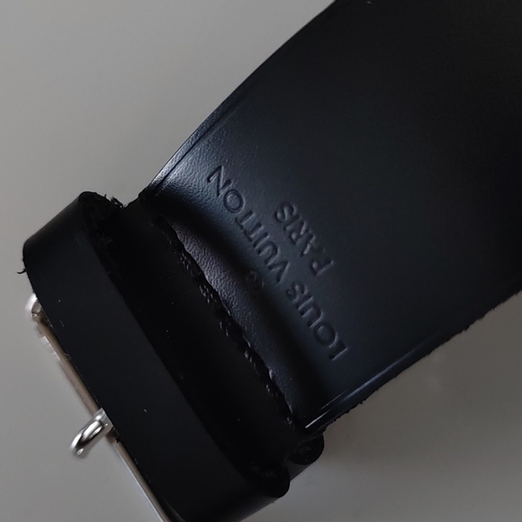 Louis Vuitton Poignet Black - Picture 3 of 5